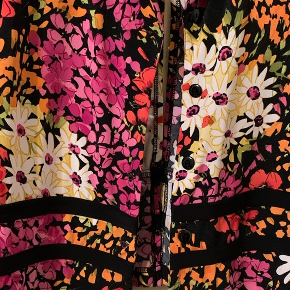 K PETITE COLLECTION, Floral, Button Up Front Closure, Blouse, petite size 16 - Picture 15 of 15
